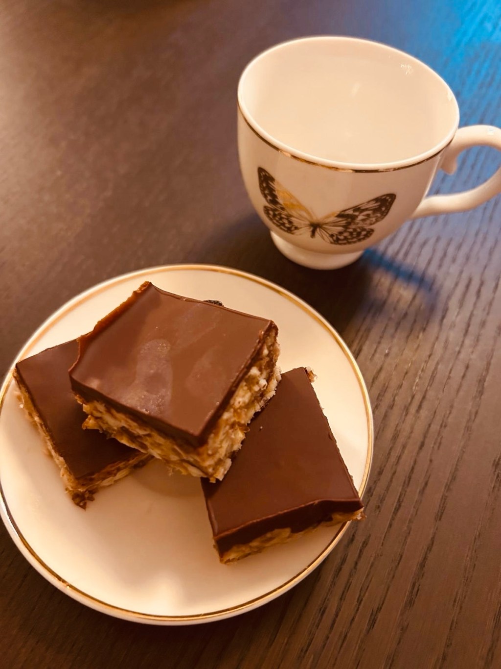 Salted Chocolate-Nut Slice